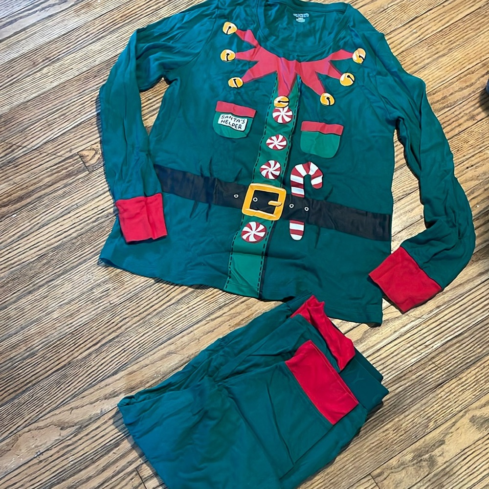 Matching elf pjs!